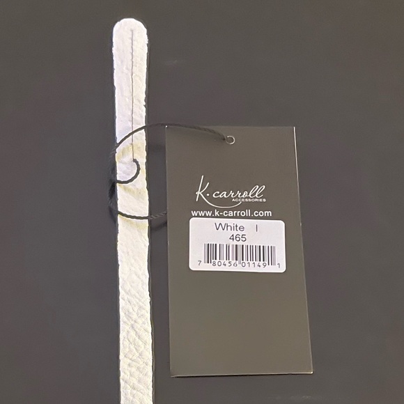 NWT “K•Carroll” Bag Tag, Monogram Letter "I" White Bag Tag with "Black" Letter - Picture 3 of 6